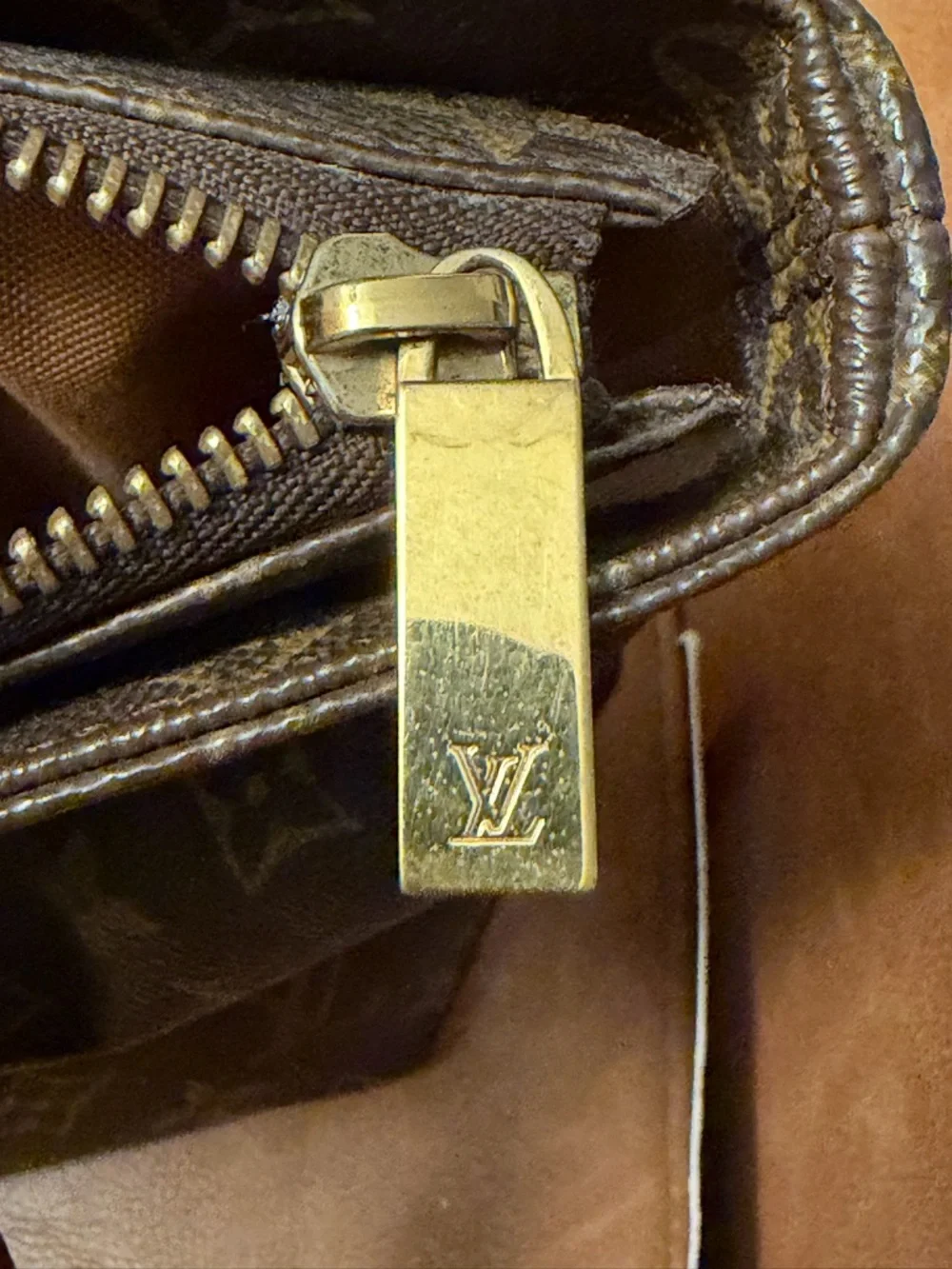 Louis Vuitton Piano Tote Monogram Shoulder Bag Authenticated Clean Interior - Picture 14 of 16